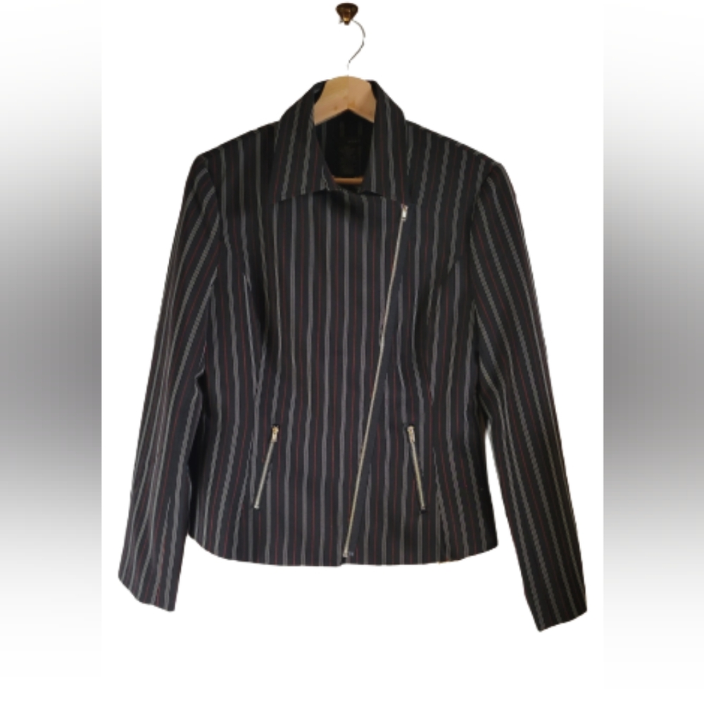 Authentic: W.D.N.Y. Blazer, Size 6/6, Black with red and white stripes.